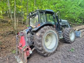 Šumarski traktor VALTRA T193 |  Šumarska tehnika | Мašine za obradu drveta | KOMITrade s.r.o.
