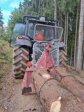 Šumarski traktor VALTRA T193 |  Šumarska tehnika | Мašine za obradu drveta | KOMITrade s.r.o.